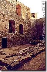 Restos de la torre del castillo de Almenar (14KB)