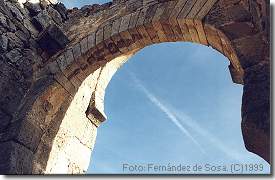Interior del arco califal (11KB)
